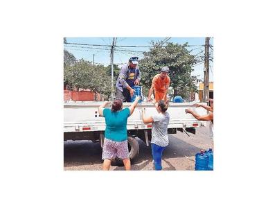 Siguen reclamos y Essap busca   paliar falta de agua en barrios