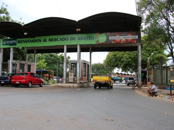 Toman estrictas medidas en el Mercado de Abasto para evitar propagación del coronavirus