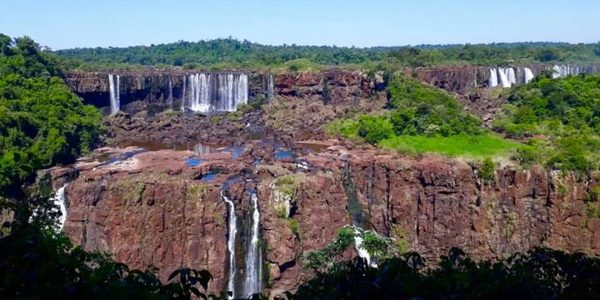 CORONAVIRUS: cierran las CATARATAS del lado argentino, el brasileño, por ahora sigue abierto