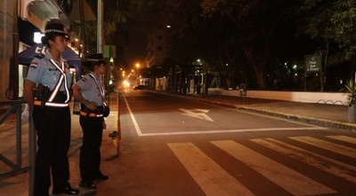 Primera noche de restricción: trabajadora no encontró bus, ni uber, ni taxi para volver