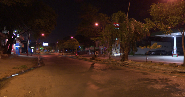 Trabajadora denuncia falta de transporte público en horario de la noche