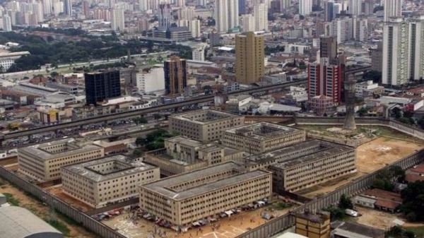 Al menos 1.350 presos se fugan de las prisiones de Sao Paulo | .::Agencia IP::.