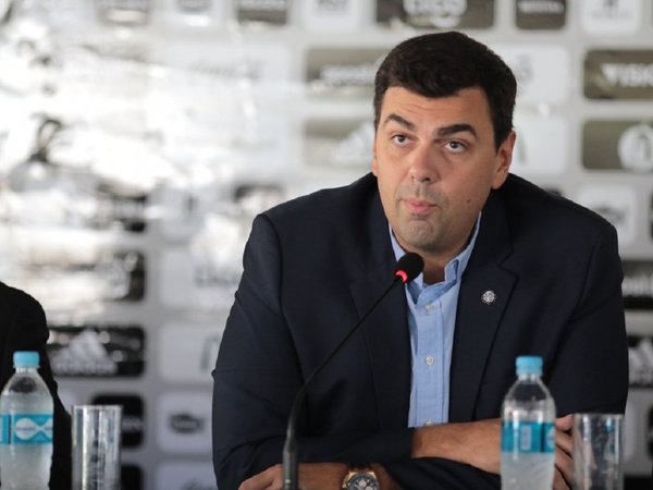 "Podría jugarse a puertas cerradas"