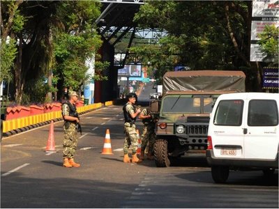 Paraguay rechaza ingreso de casi 2.000 extranjeros en primer día de cierre de fronteras