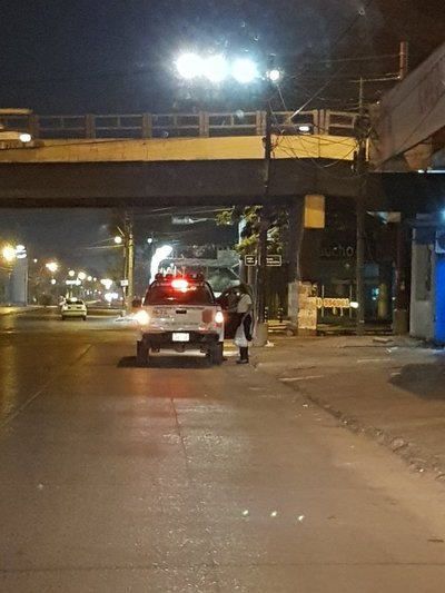 Euclides destaca 'comportamiento del pueblo' tras primer día de restricción de circulación nocturna