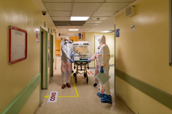 Brasil registra su primera muerte por COVID-19© - .::RADIO NACIONAL::.