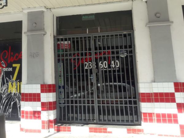 Acatamiento general de las restricciones y calles vacías en Asunción - Nacionales - ABC Color