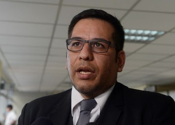 Ministra de Justicia contra el defensor del Pueblo: Lo acusa de querer aprovecharse de la crisis actual - ADN Paraguayo