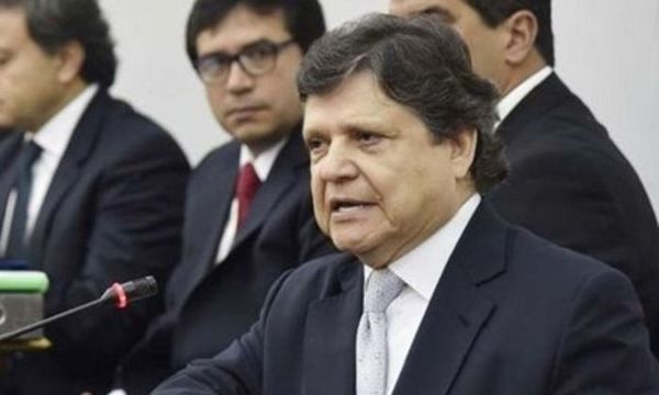 Ministro de Interior plantea cierre total de las fronteras y amenaza con recurrir a las FF.AA.