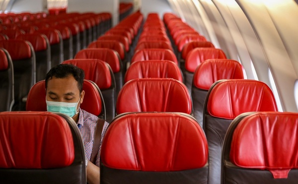 Bolsas colapsan y aerolíneas de paraguay con históricos picos a la baja - Paraguay Informa