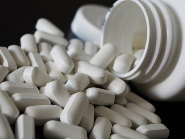 OMS aún no ve evidencias contra ibuprofeno, pero recomienda usar paracetamol