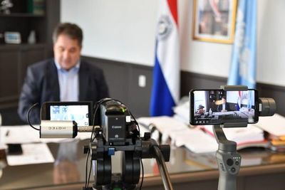 DINAC, primera institución en realizar conferencia de prensa virtual