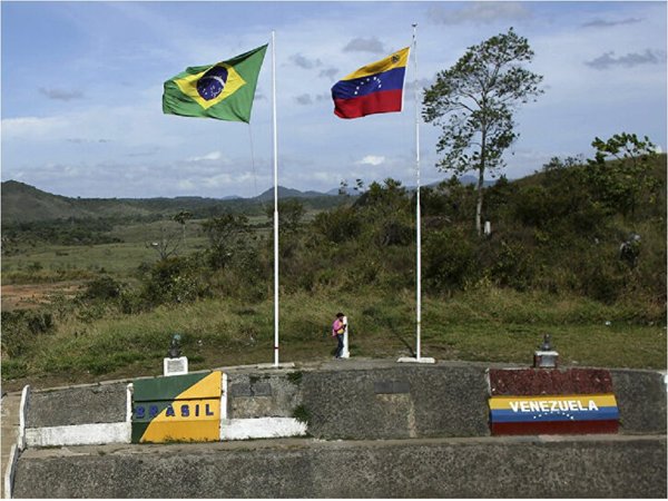 Bolsonaro anuncia cierre parcial de la frontera con Venezuela por coronavirus