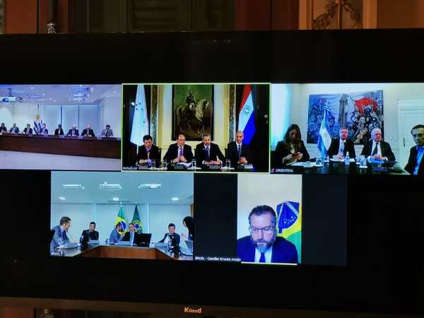 Puntos claves en la teleconferencia entre mandatarios del Mercosur » Ñanduti