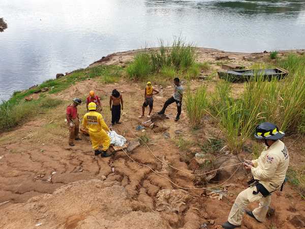 Borracho cayo en la barranca del río Paraná y MURIÓ