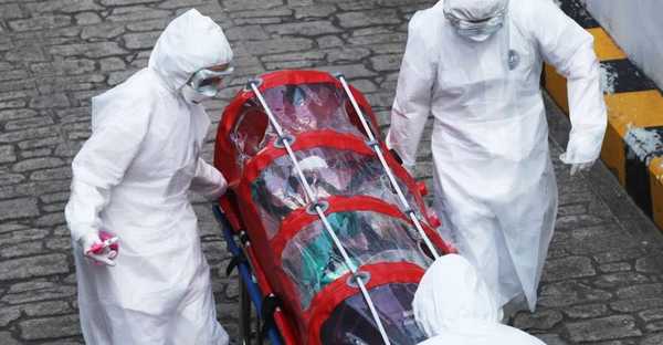 Récord de muertes en Italia por coronavirus: 475 víctimas en un solo día