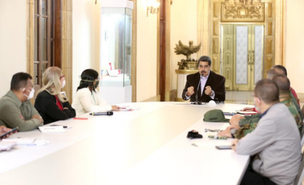 HOY / Fondo Monetario rechaza pedido de préstamo a Nicolás Maduro