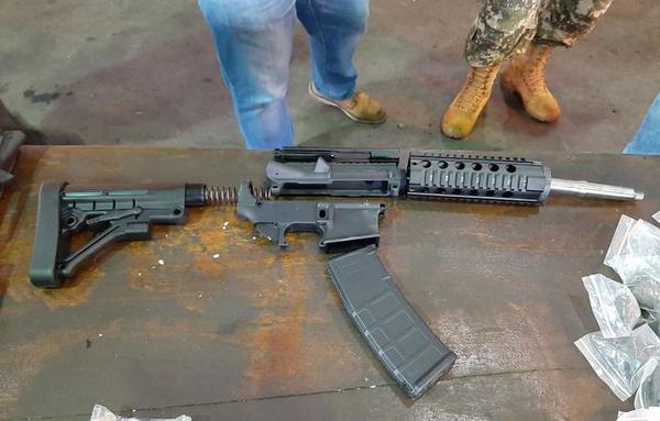 Una tonelada de armas fue decomisada en el Aeropuerto Guaraní