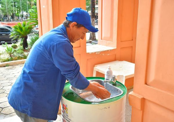 Colocan lavatorios artesanales en espacios públicos de Villarrica - Nacionales - ABC Color