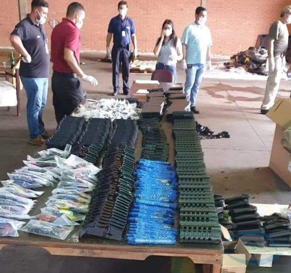 Incautan carga de armas en el aeropuerto Guaraní