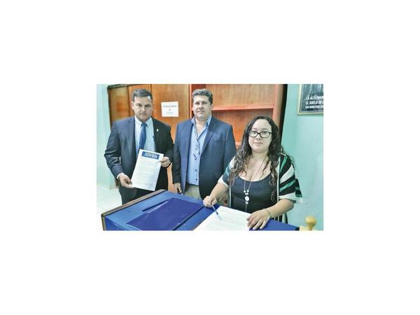 TEI liberal inscribió a 108 movimientos para las internas