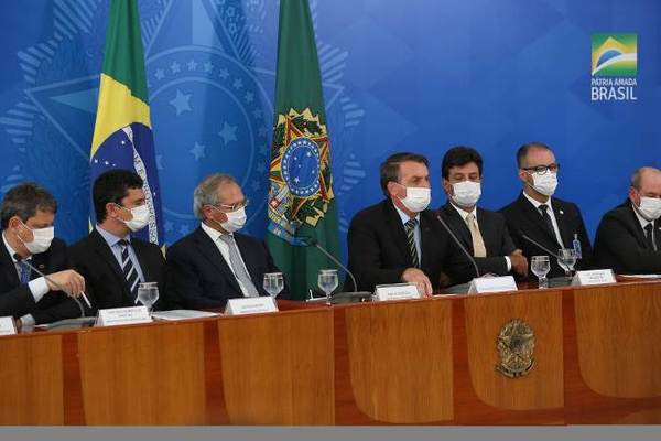 Giro de Jair Bolsonaro: pide al Congreso que declare la «calamidad pública» | .::Agencia IP::.