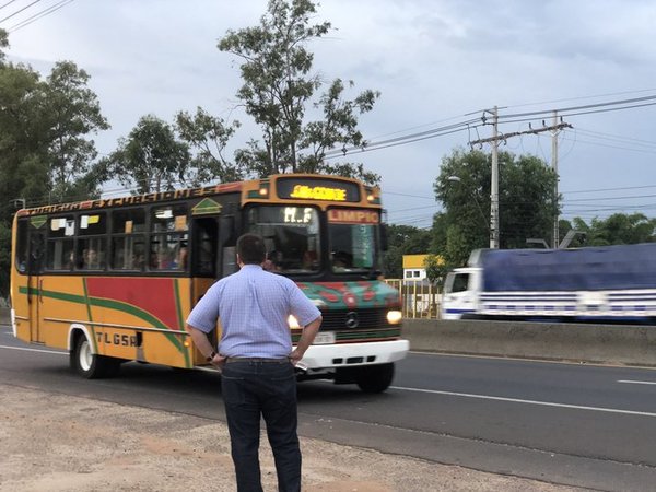 Multas de hasta 14 millones para buses que no cumplan con cantidad de pasajeros