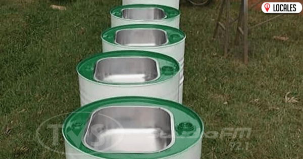 Instalan lavatorios hechos con tambores reciclados en Villarrica
