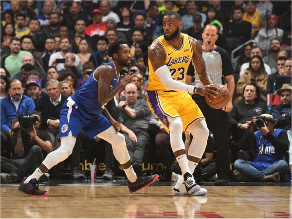 La NBA maneja posibilidades para reanudar la temporada