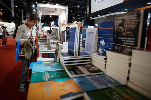 Aplazan sin fecha la Feria del Libro de Buenos Aires - Literatura - ABC Color