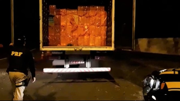 Decomisan 350 mil gruesas de cigarrillo