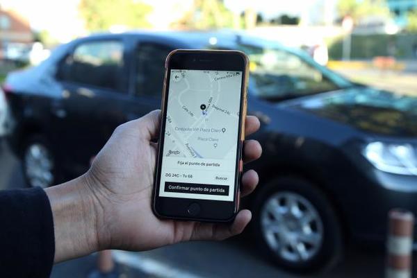 Uber otorgará descuentos a profesionales de la salud tras acuerdo con el MOPC - Paraguay Informa