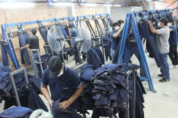 Centrales obreras proponen proyecto de Ley “Despido 0”