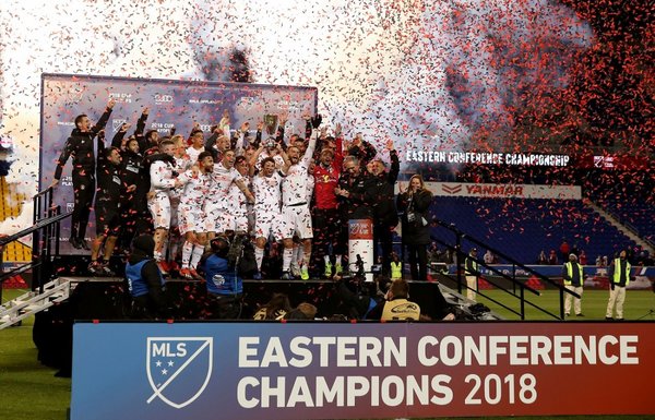 MLS prolonga dos meses la suspensión