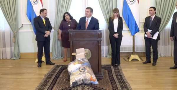 Gobierno entregará kits de alimentos y de limpieza     - .::RADIO NACIONAL::.