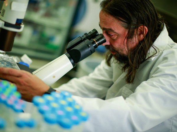 No habrá vacuna contra el Covid-19 antes de los 12 o 18 meses