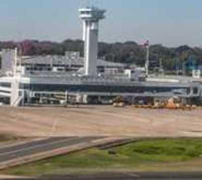 Aerolíneas cancelan operaciones - Paraguay.com