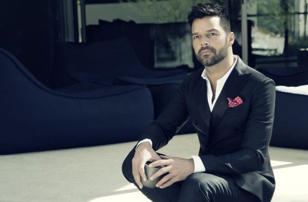 Ricky Martin: "brutos" e "ignorantes" quienes rechazan aislarse por coronavirus » Ñanduti