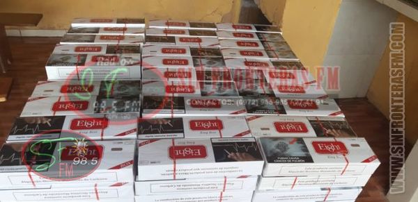 Tras persecución abandonan vehículo repleto de cigarrillos