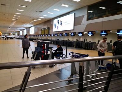 Compatriota varada en Perú desmiente asistencia de la Embajada - Nacionales - ABC Color