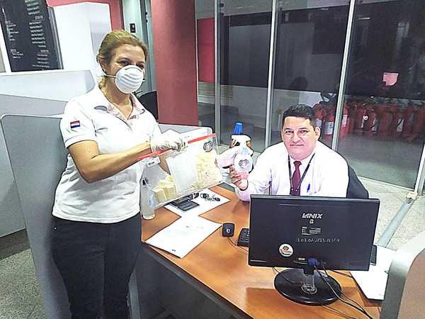 Sindicato del Ministerio Público entrega kits para evitar propagación del coronavirus | .::Agencia IP::.