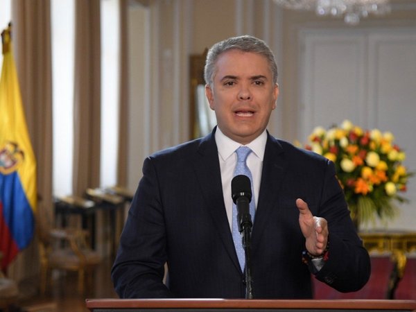 Colombia prohíbe el ingreso de extranjeros por 30 días
