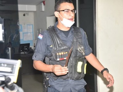 Travestis intentaron asaltar a una mujer
