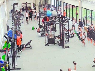 APF prohíbe a clubes los entrenamientos