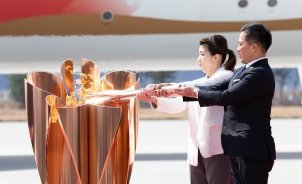 HOY / La llama de los Juegos Olímpicos de Tokio 2020 aterriza en Japón