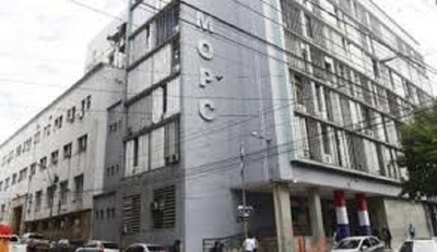 Cierran edifico del MOPC tras detectar a funcionaria con síntomas de Coronavirus