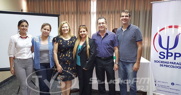 Profesionales ofrecen contención psicologíca gratuita
