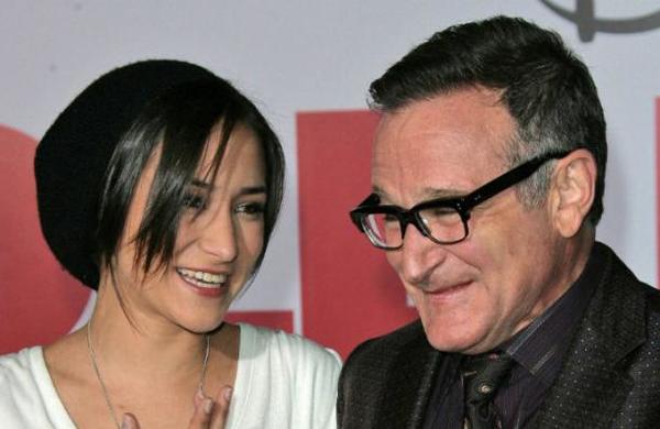 Hija de Robin Williams encontró un conmovedor recuerdo de su padre durante la cuarentena - C9N