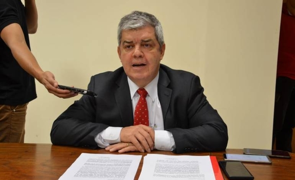 HOY / Senador Enrique Riera, sobre la convocatoria de una sesión extraordinaria para tratar el préstamo solicitado por el Gobierno