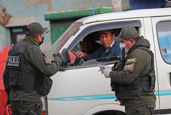Bolivia cierra sus fronteras, incluso para vuelos internacionales - Mundo - ABC Color